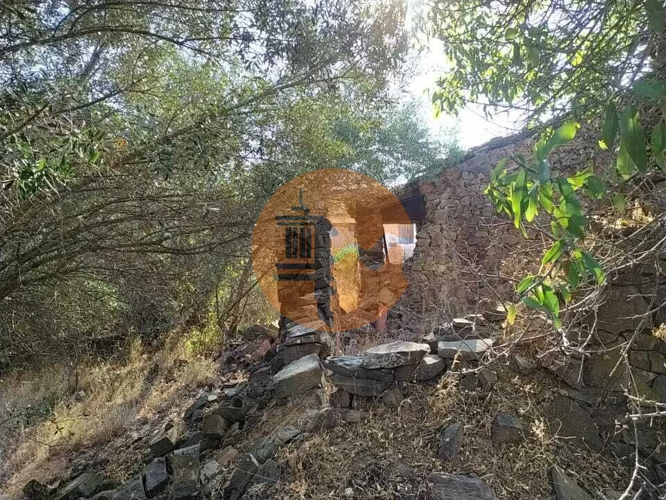 Moradia T0 para Venda em Odeleite Foto 3