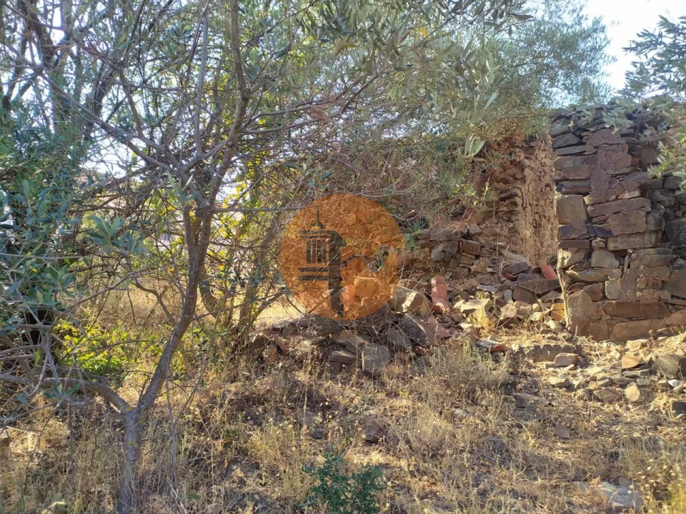 Moradia T0 para Venda em Odeleite Foto 4