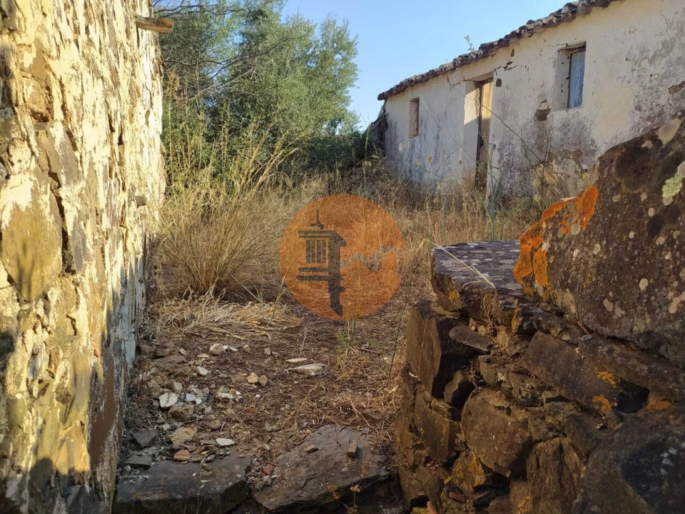 Moradia T0 para Venda em Odeleite Foto 11