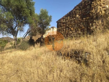 Moradia T0 para Venda em Odeleite