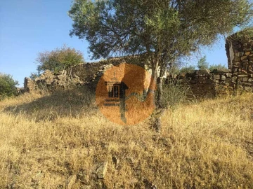 Moradia T0 para Venda em Odeleite