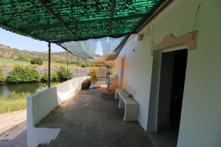 Moradia T2 para Venda em Odeleite Foto 15