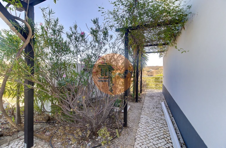 Moradia T4 para Venda em Conceição e Cabanas de Tavira Foto 5