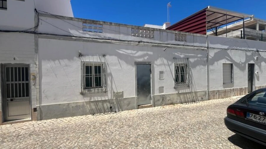 Moradia T2 para Venda em Quarteira
