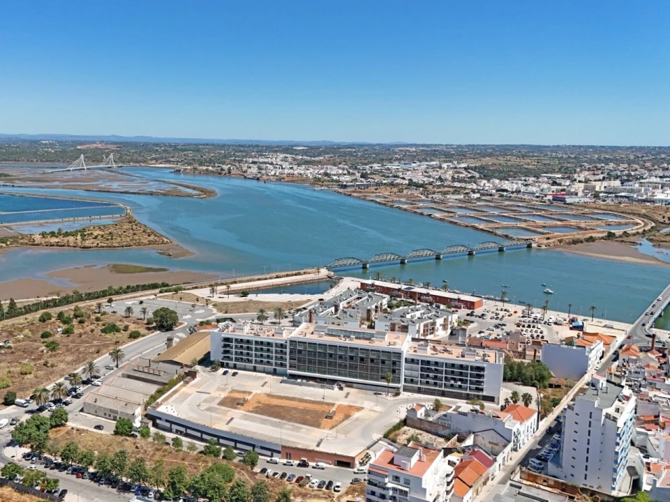 Apartamento T2 para Venda em Portimão Foto 21