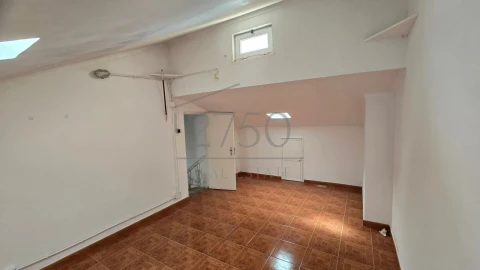 Moradia T3 para Venda em Cascais e Estoril