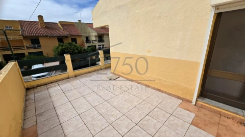 Moradia T3 para Venda em Cascais e Estoril