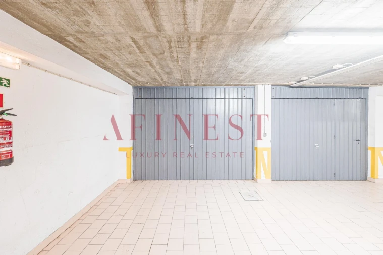 Apartamento T4 para Venda em Carcavelos e Parede Foto 68
