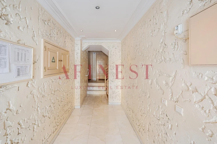 Apartamento T4 para Venda em Carcavelos e Parede Foto 71