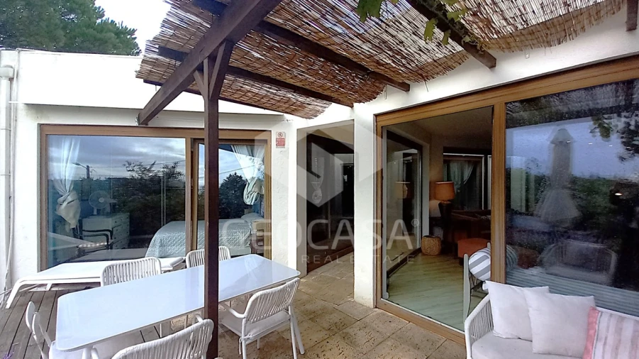 Moradia T3 para Arrendamento em Santa Maria e São Miguel, São Martinho, São Pedro Penaferrim Foto 13