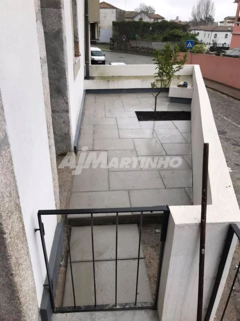 Moradia T2 para Arrendamento em Cedofeita, Santo Ildefonso, Sé, Miragaia, São Nicolau e Vitória