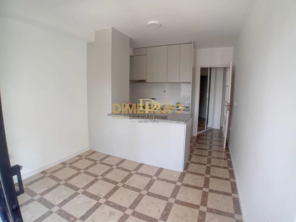 Apartamento T1 para Arrendamento em Cedofeita, Santo Ildefonso, Sé, Miragaia, São Nicolau e Vitória Foto 4