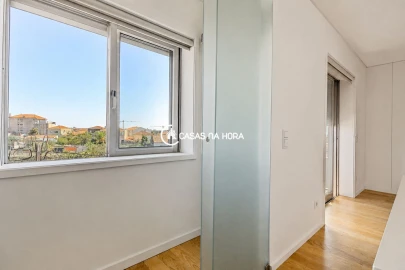 Apartamento T2 para Arrendamento em Santa Marinha e São Pedro da Afurada