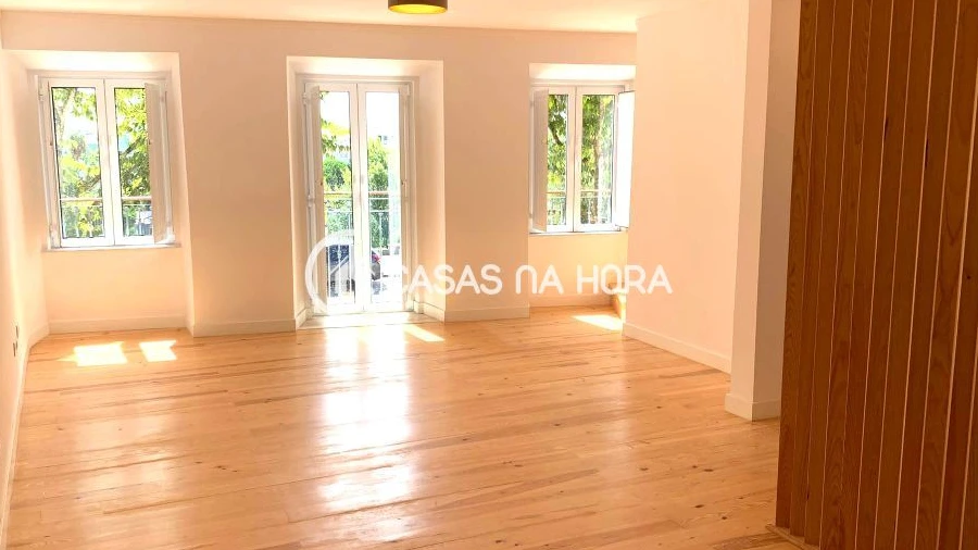 Apartamento T2 para Arrendamento em Almada, Cova da Piedade, Pragal e Cacilhas