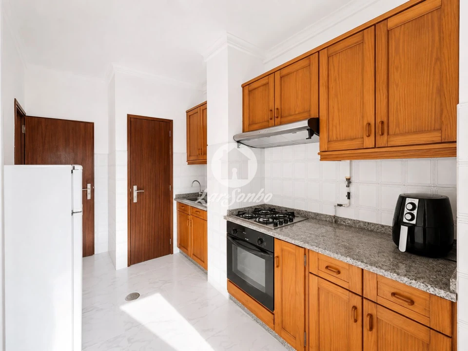 Apartamento T2 para Venda em Arcozelo Foto 8