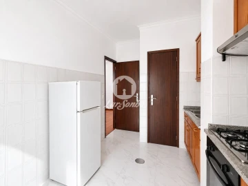 Apartamento T2 para Venda em Arcozelo