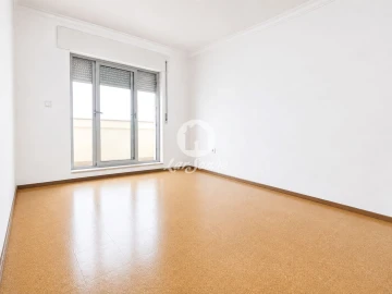 Apartamento T2 para Venda em Arcozelo
