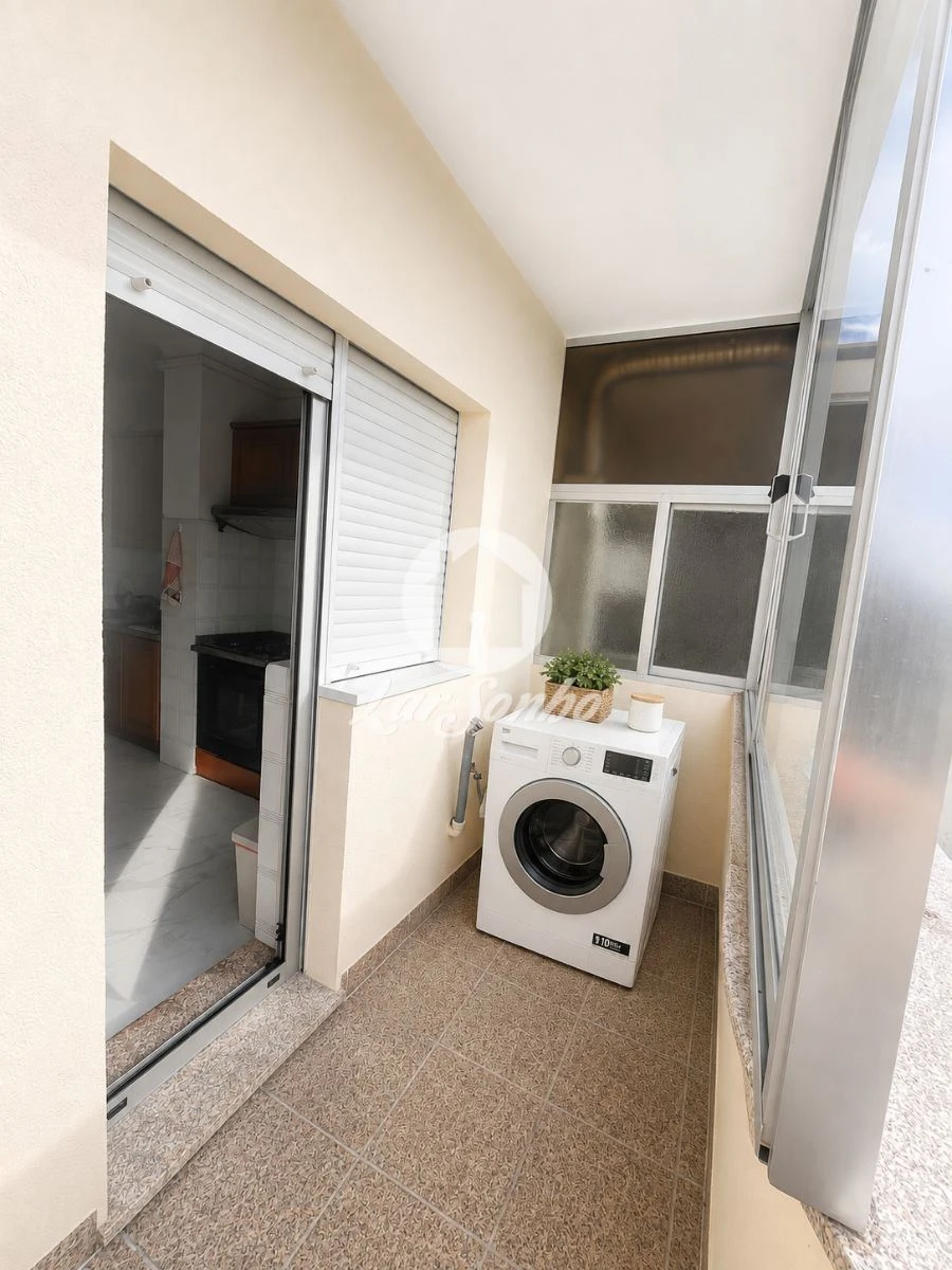 Apartamento T2 para Venda em Arcozelo Foto 7