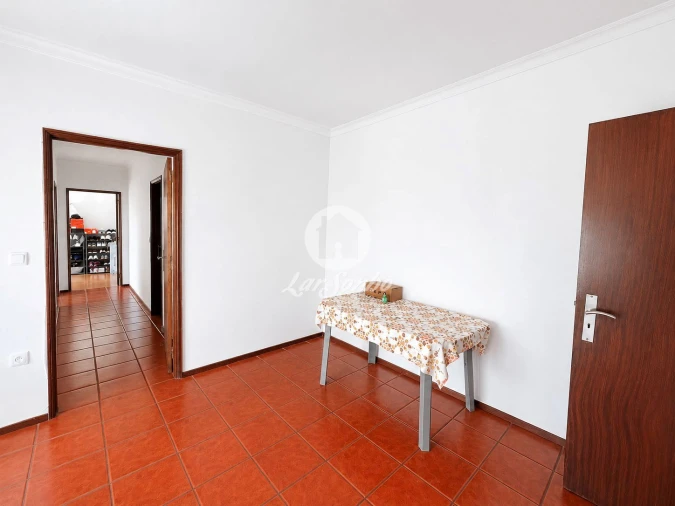 Apartamento T2 para Venda em Arcozelo Foto 12