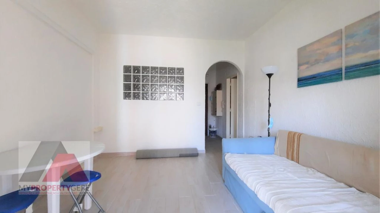 Apartamento T1 para Arrendamento em Silveira Foto 10