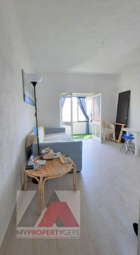 Apartamento T1 para Arrendamento em Silveira