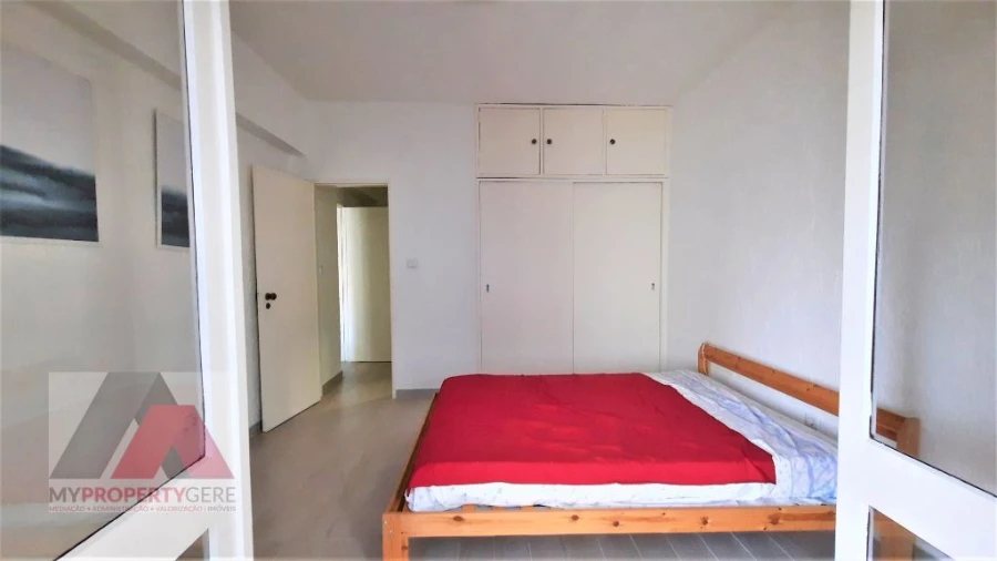 Apartamento T1 para Arrendamento em Silveira Foto 2