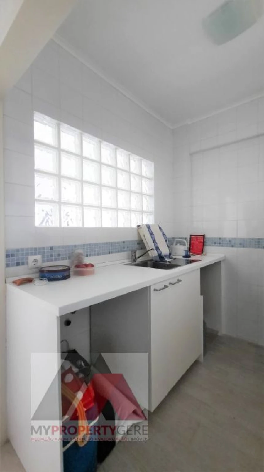 Apartamento T1 para Arrendamento em Silveira Foto 12