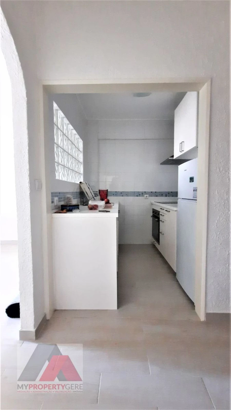 Apartamento T1 para Arrendamento em Silveira Foto 18