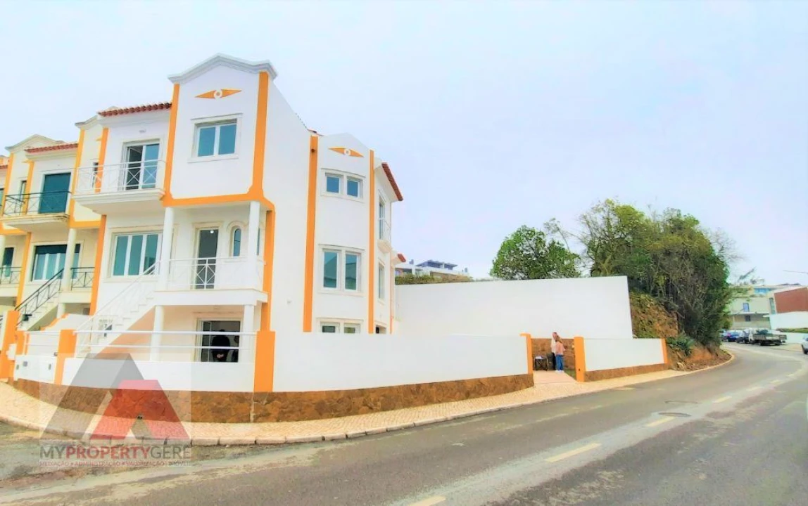 Moradia T3 para Venda em Ericeira Foto 1