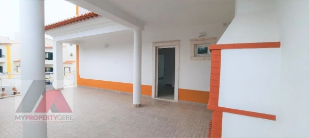 Moradia T3 para Venda em Ericeira