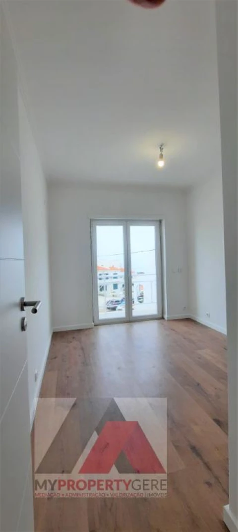 Moradia T3 para Venda em Ericeira