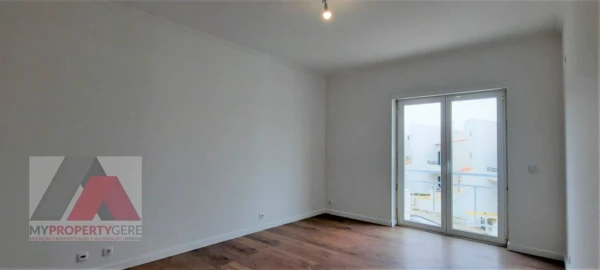 Moradia T3 para Venda em Ericeira