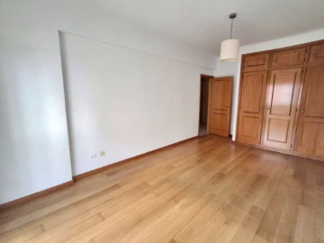 Apartamento T2 para Arrendamento em Cacém e São Marcos