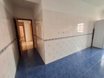 Apartamento T2 para Arrendamento em Cacém e São Marcos
