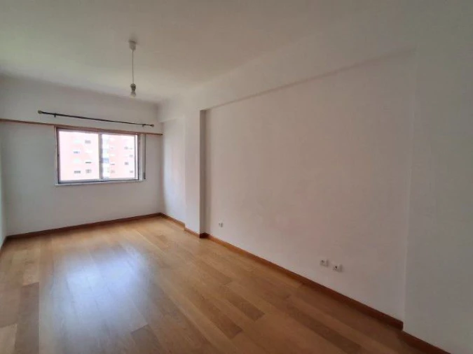 Apartamento T2 para Arrendamento em Cacém e São Marcos Foto 5