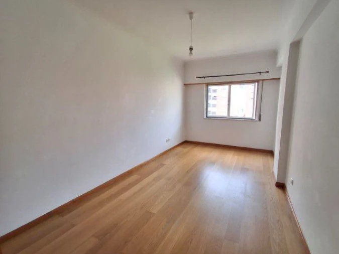 Apartamento T2 para Arrendamento em Cacém e São Marcos Foto 6