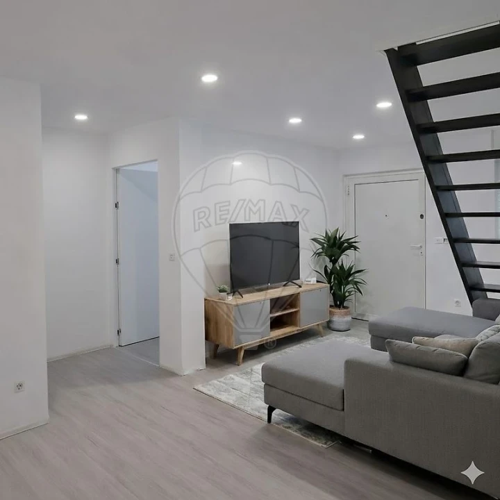 Apartamento T2 para Venda em São Martinho do Bispo e Ribeira de Frades Foto 1