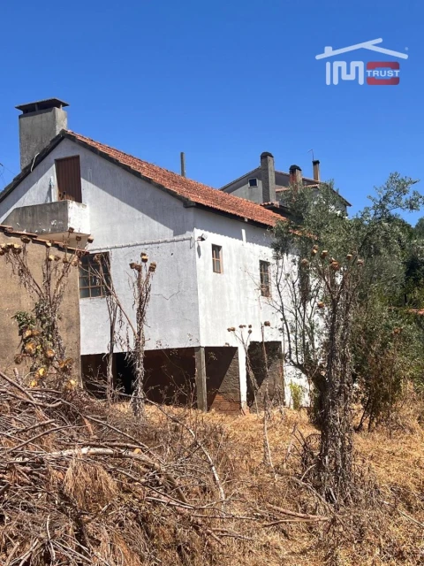Moradia T4 para Venda em Ferreira do Zezere