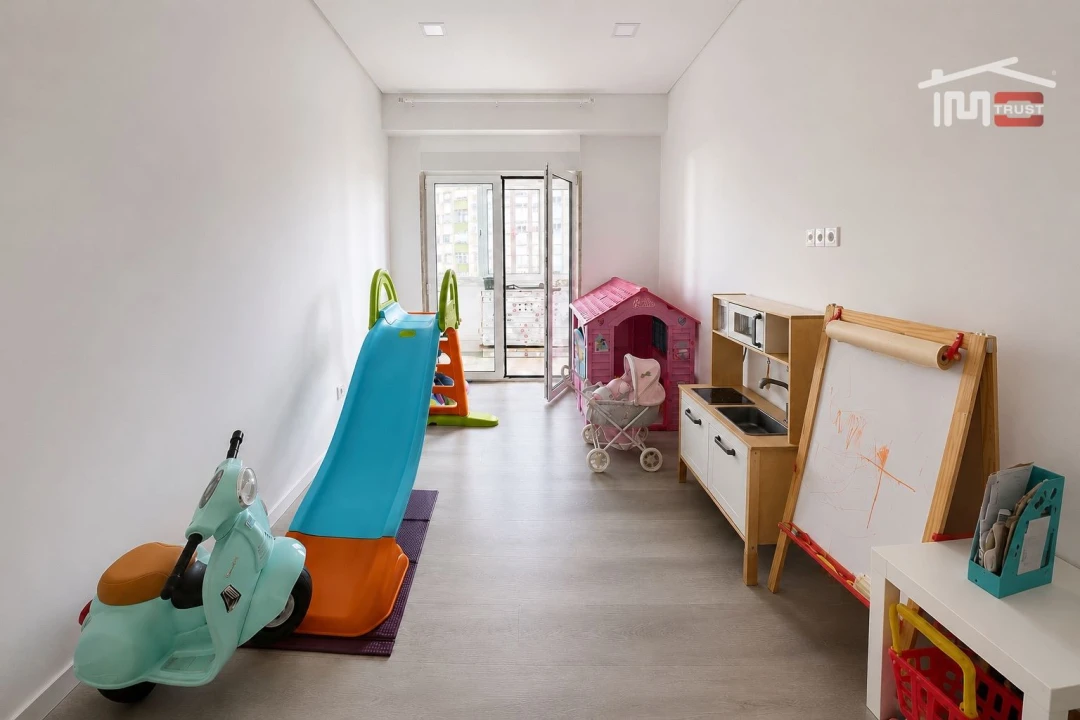 Apartamento T4 para Venda em Mina de Água Foto 11