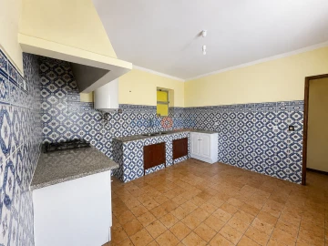 Moradia T4 para Venda em Arcos e Mogofores