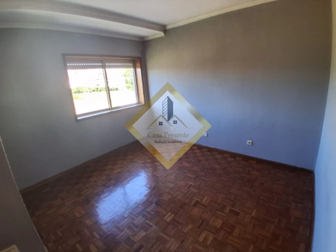 Apartamento T3 para Venda em Rio Tinto Foto 10