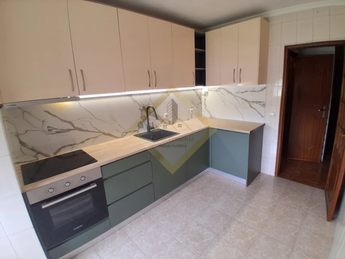 Apartamento T3 para Venda em Rio Tinto Foto 2