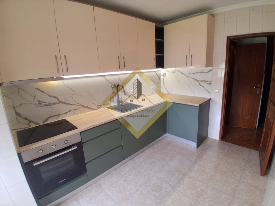 Apartamento T3 para Venda em Rio Tinto Foto 2