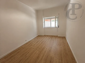 Apartamento T4 para Venda em Amora
