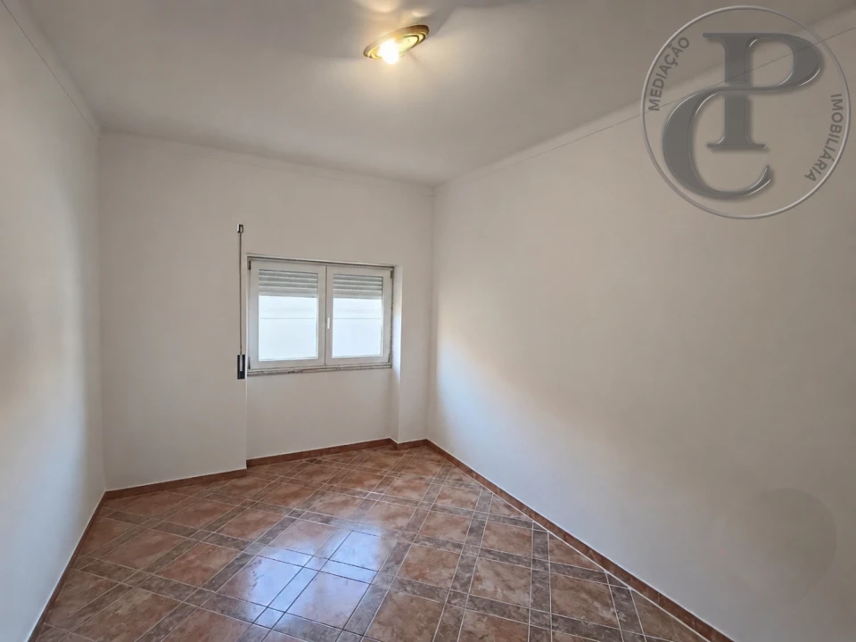 Apartamento T4 para Venda em Amora Foto 7