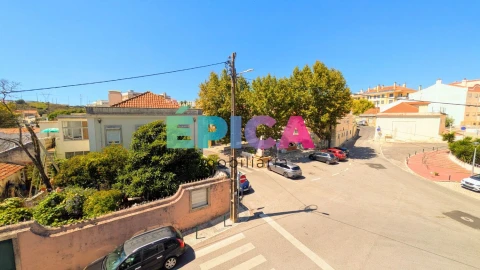 Apartamento T3 para Venda em Queluz e Belas