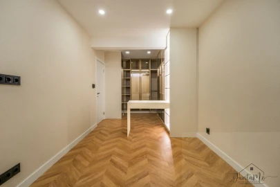 Apartamento T2 para Venda em Venteira