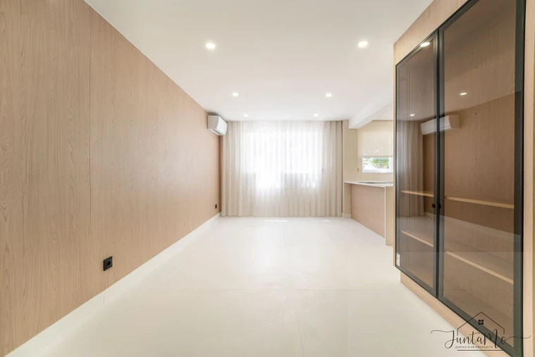 Apartamento T2 para Venda em Venteira Foto 6