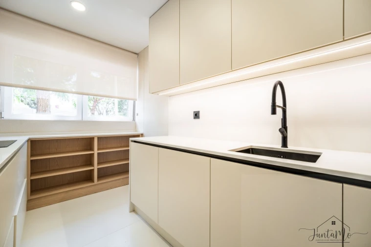 Apartamento T2 para Venda em Venteira Foto 11