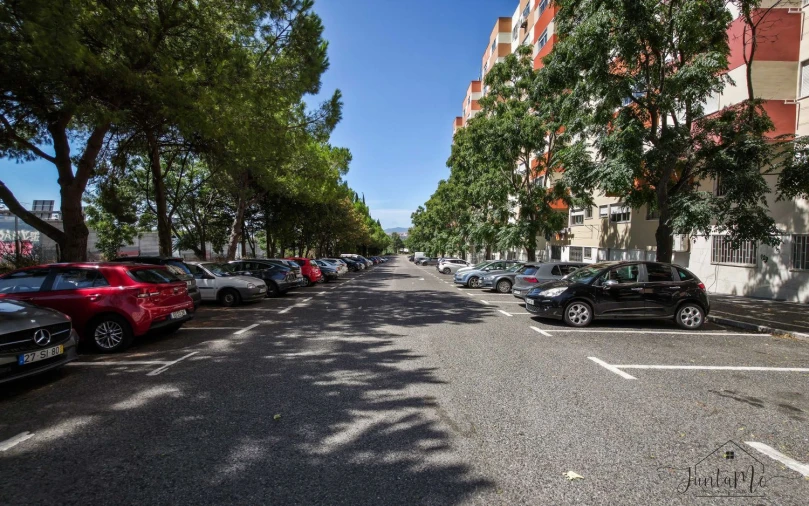 Apartamento T2 para Venda em Venteira Foto 33